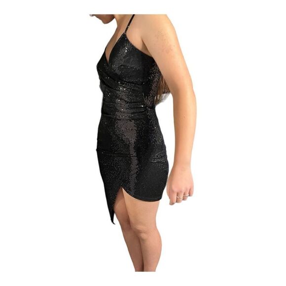 Windsor Women's Sleeveless Sequin Asymmetrical Bodycon Mini Dress Black Small - Picture 2 of 12